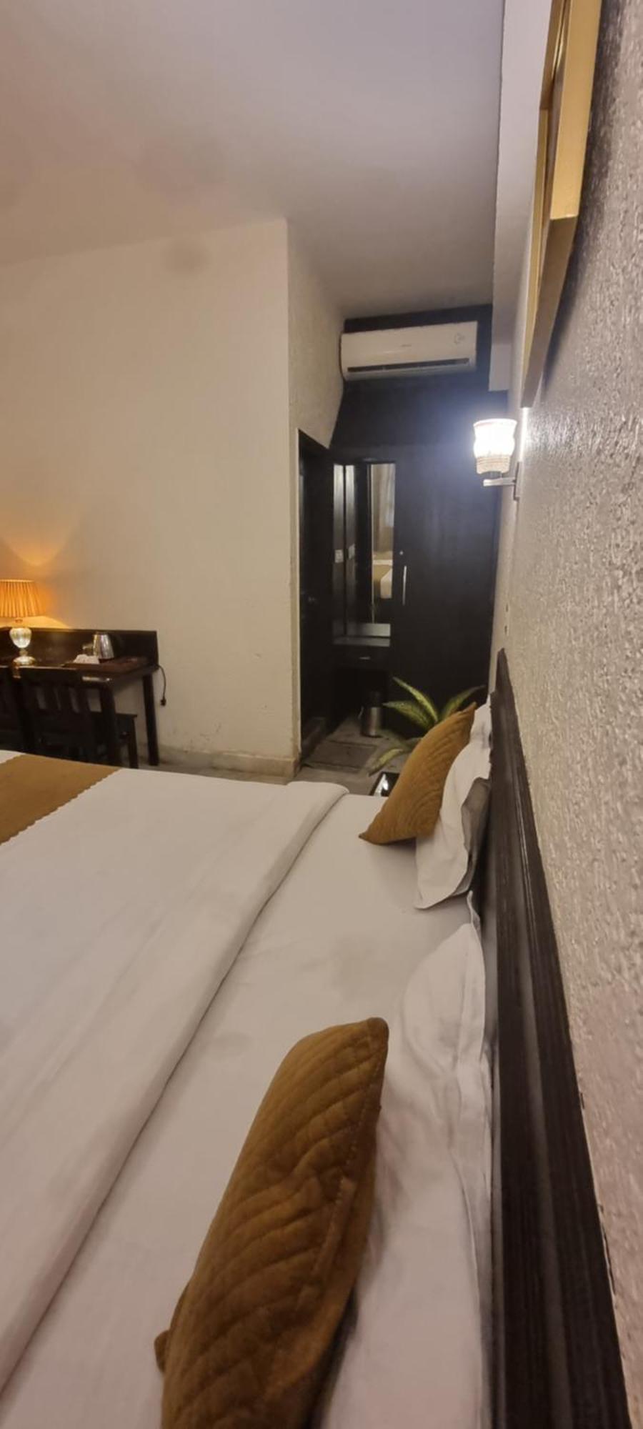Praana Wellness Resort By Around Stays Rishīkesh Exterior foto